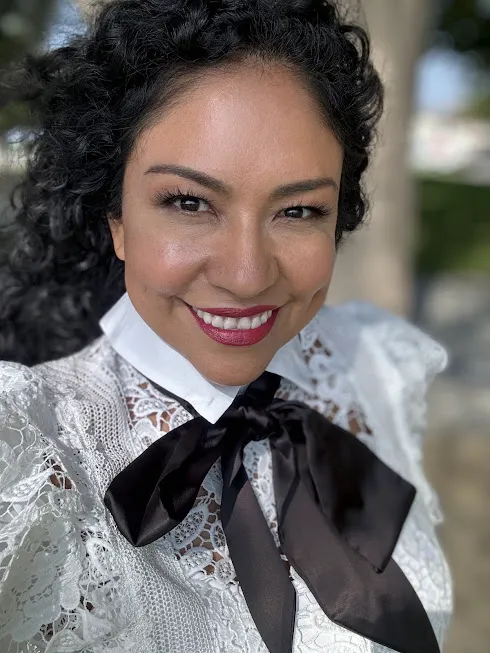 Luisa Contreras, Marriage & Sex Therapist 4