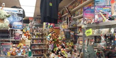 HEROES & HOBBIES 
