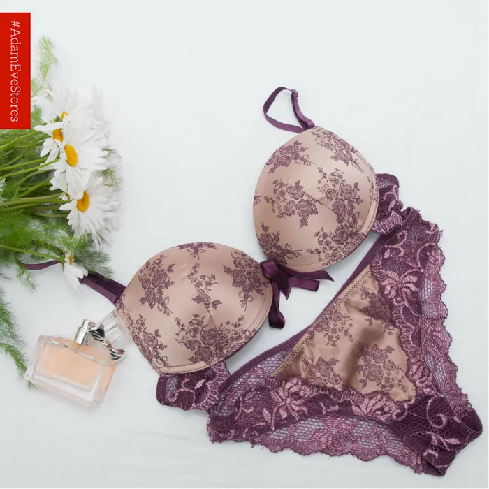 Adam & Eve Stores 5