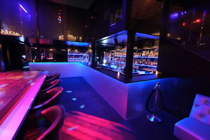 Diamonds Gentlemen's Club 5