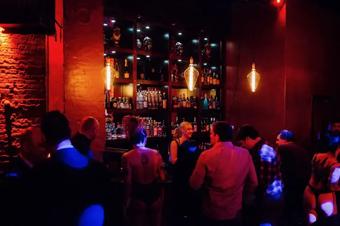 X Exotic Lounge 5