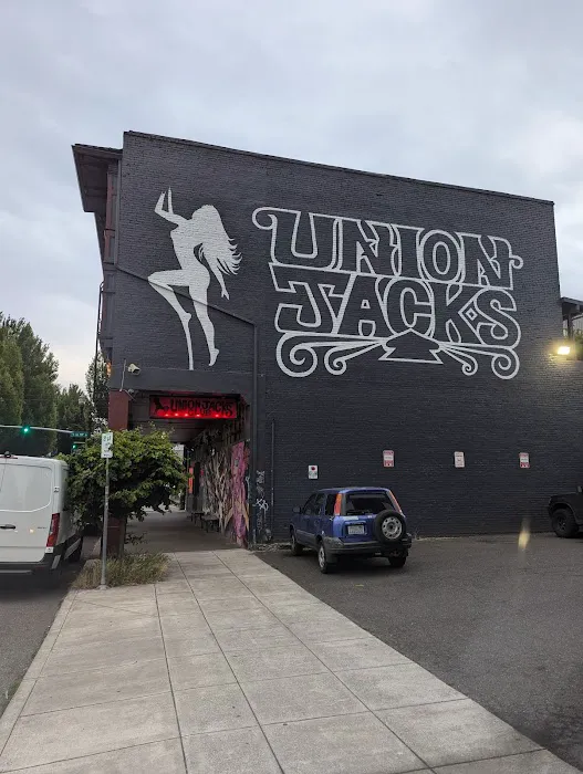 Union Jacks Club 5