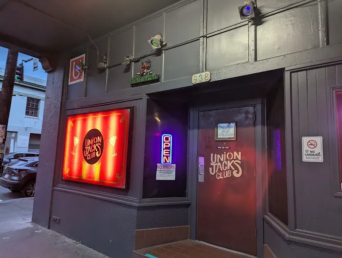 Union Jacks Club 5