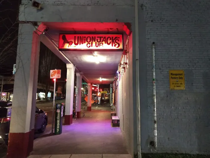 Union Jacks Club 5