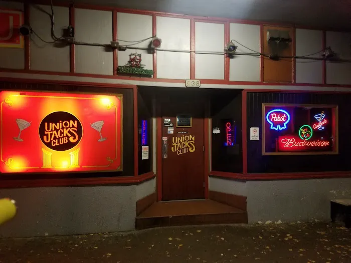 Union Jacks Club 5