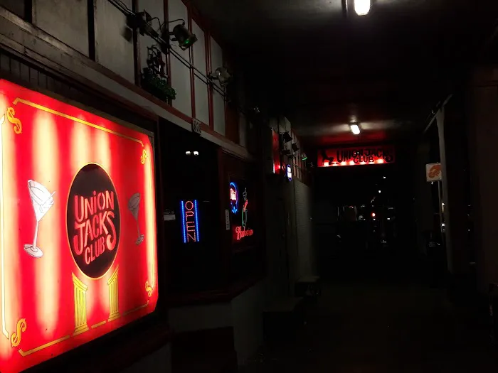 Union Jacks Club 5