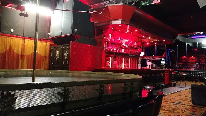 Union Jacks Club 5