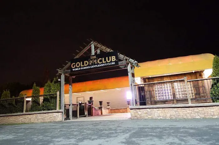 The Old Dolphin 4