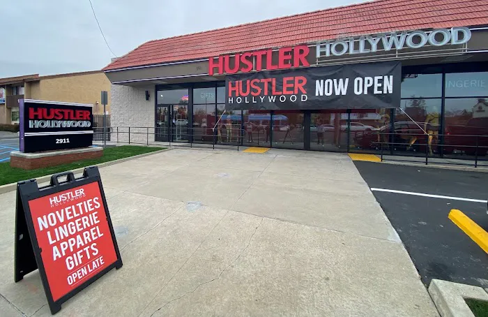 HUSTLER® Hollywood 5