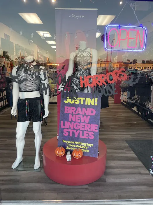 Lover's Paradise Adult Superstore 5