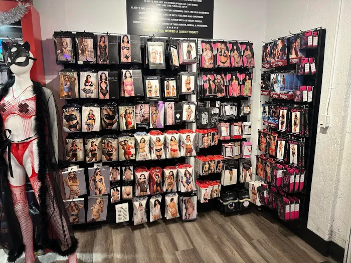 Lover's Paradise Adult Superstore 4