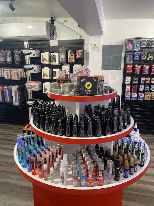 Lover's Paradise Adult Superstore 4