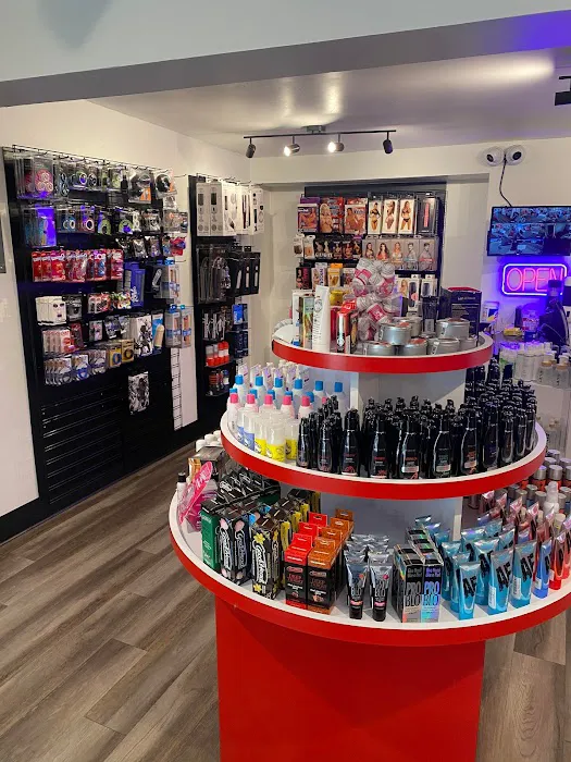 Lover's Paradise Adult Superstore 4