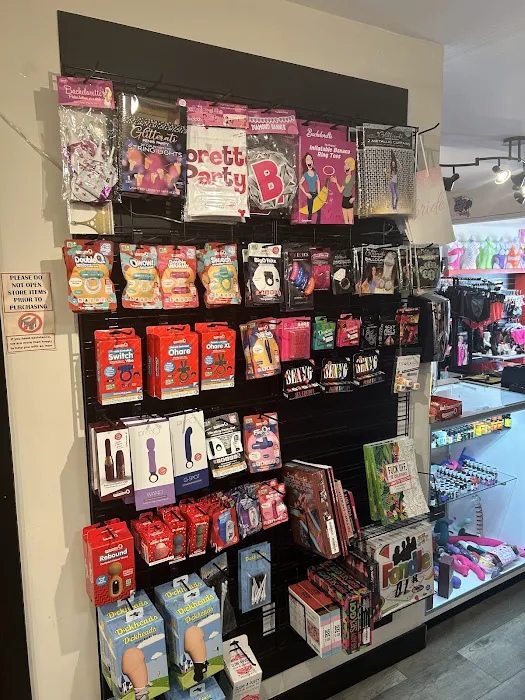 Lover's Paradise Adult Superstore 5