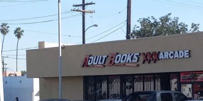 Adult Books & Arcade
