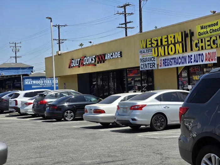 Adult Books & Arcade 4