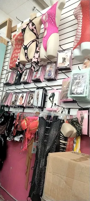 Vixen 69 Boutique 4