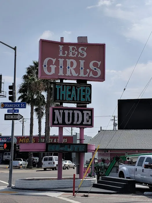 Les Girls 5