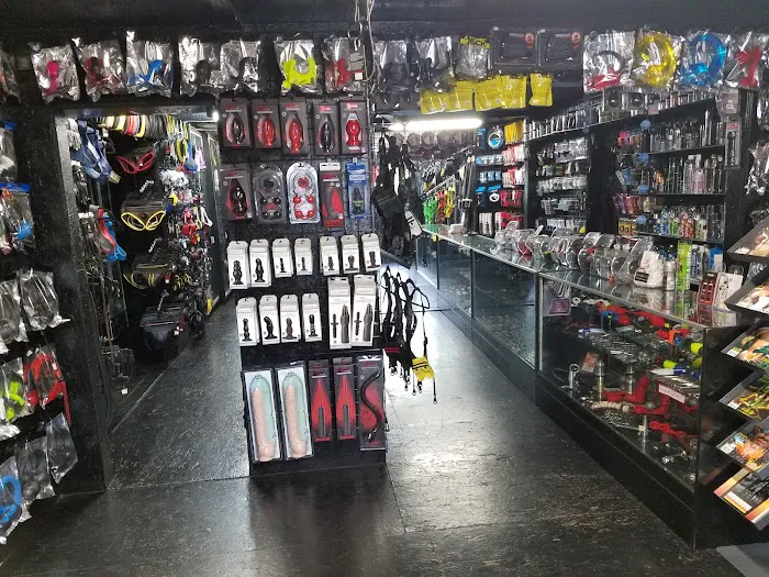 Rough Trade Leather & Gear 5
