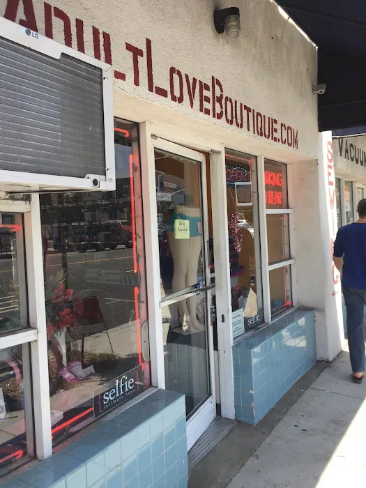 Adult Love Boutique 5