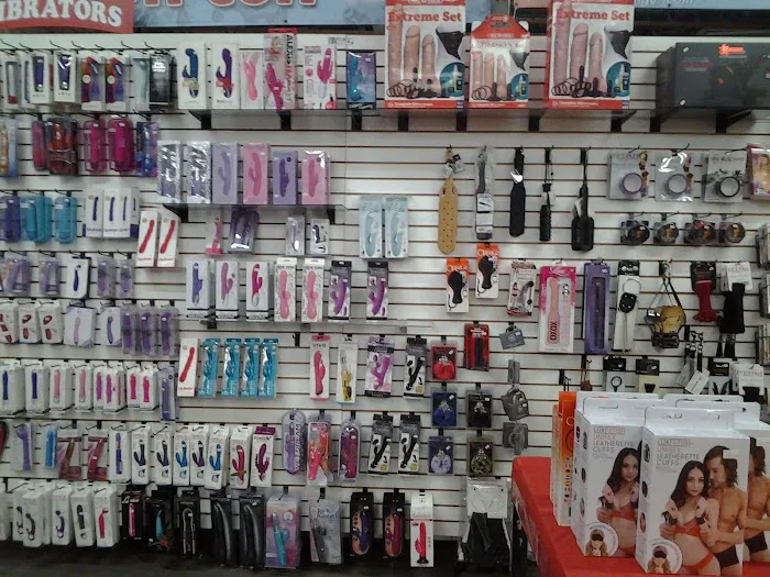 Adult Warehouse Outlet Panorama 5