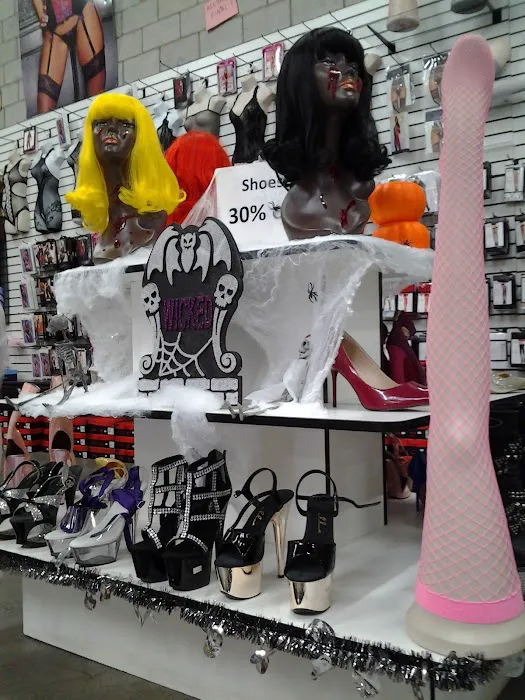 Adult Warehouse Outlet Panorama 5