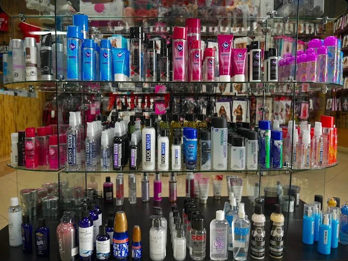 Roy's Adult Fantasy Outlet 5