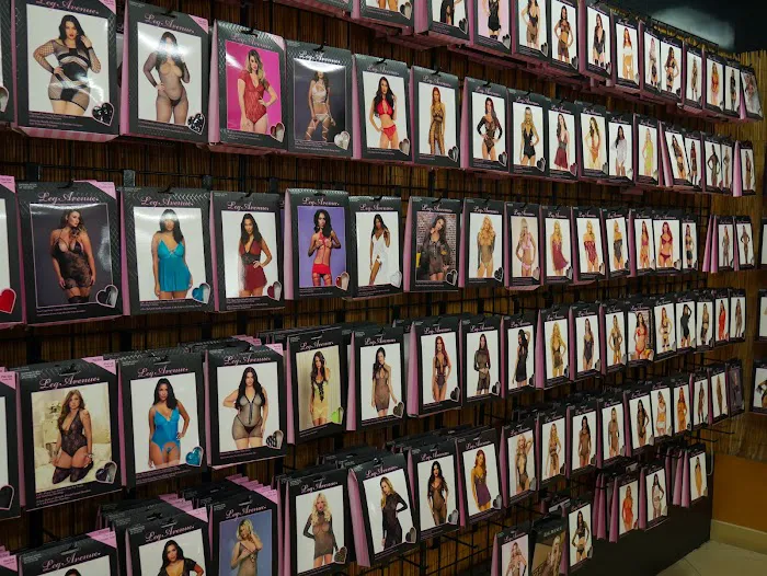 Roy's Adult Fantasy Outlet 5