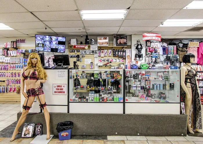 Adult Warehouse Outlet Reseda 5