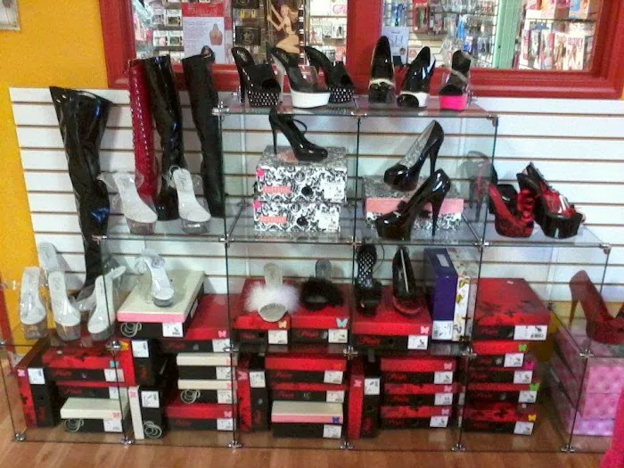Love Boutique Simi Valley 4