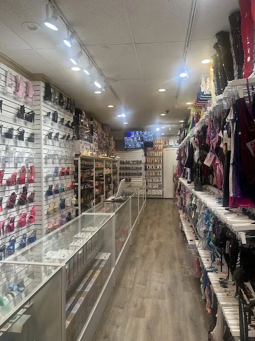 London Boutique 4