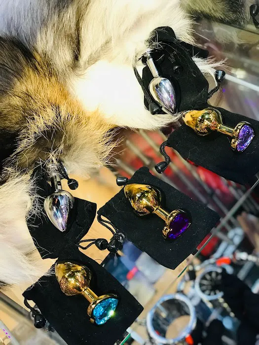 London Boutique 4