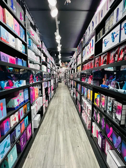 London Boutique 4