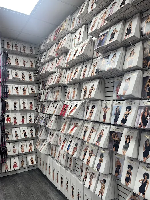 London Boutique 4
