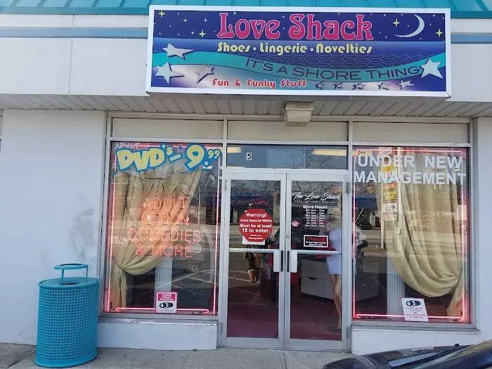 Love Shack 5