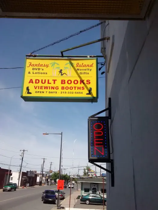 Fantasy Island Book Store 5