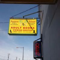 Fantasy Island Book Store ico