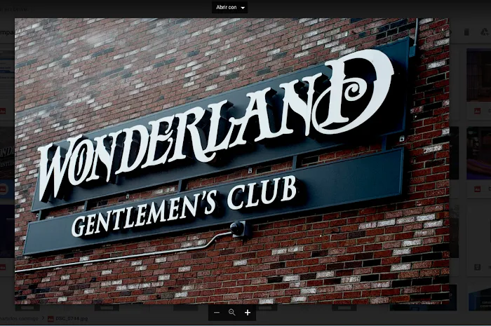 Wonderland RI 5