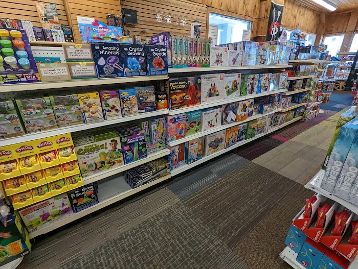 Cape Cod Toy Chest 5