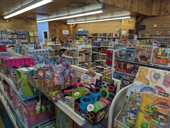 Cape Cod Toy Chest 5