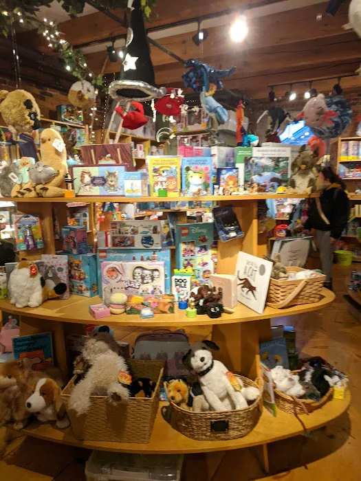 Treehouse Toys 3