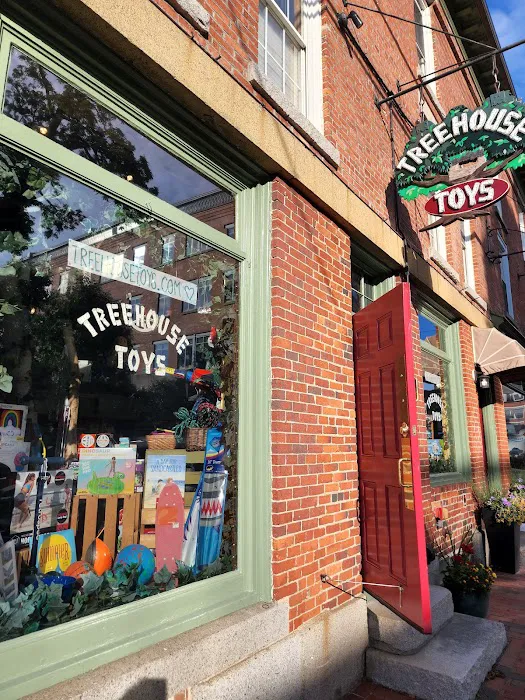 Treehouse Toys 3