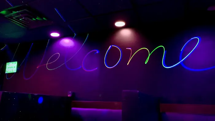 Adult World 4