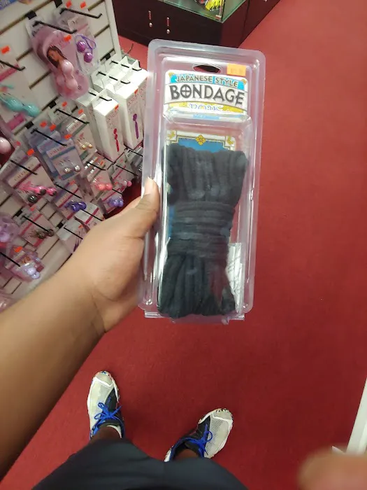 BENDOVER - Romantic Superstore 4
