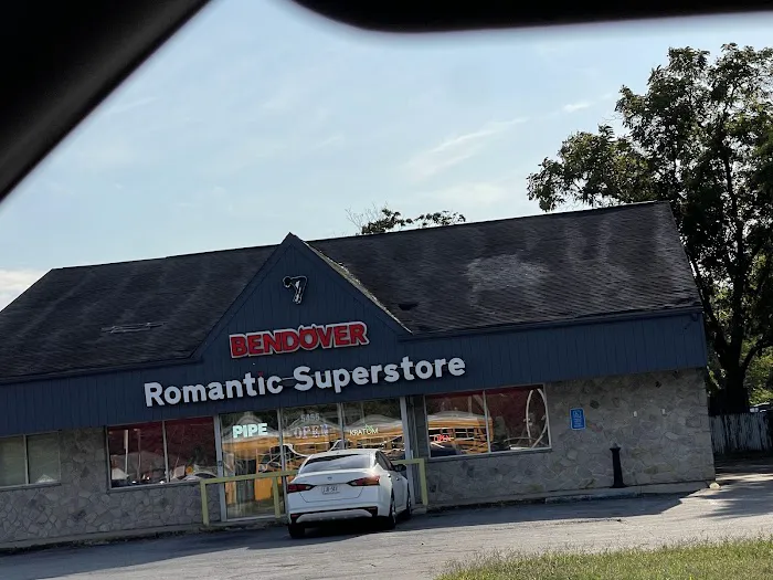 BENDOVER - Romantic Superstore 4