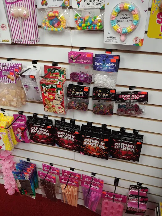 BENDOVER - Romantic Superstore 4