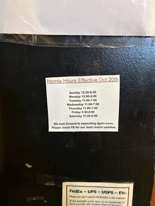 Nomia 5