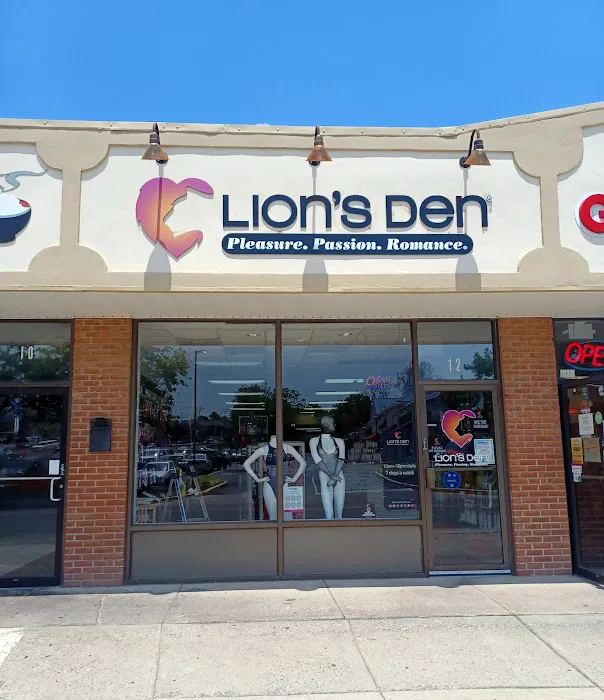 Lion's Den 4