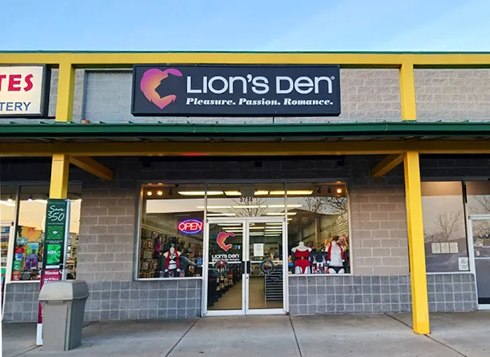 Lion's Den 4