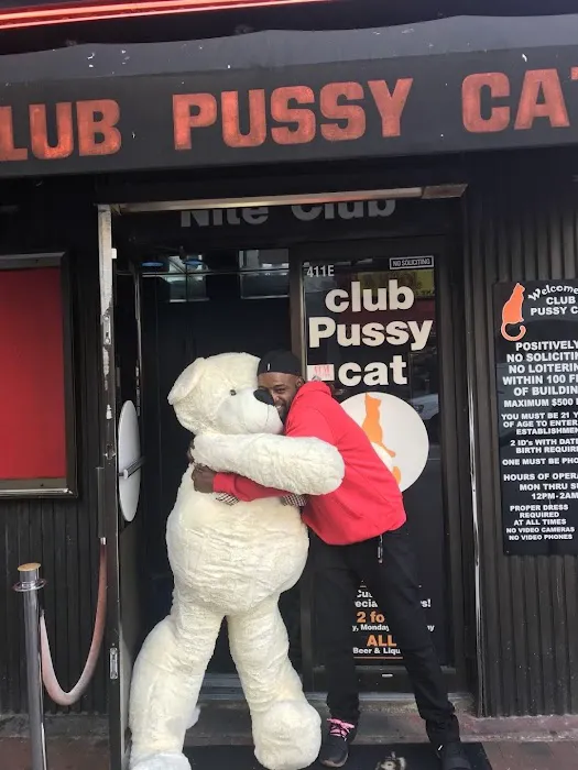 Club Pussycat 4